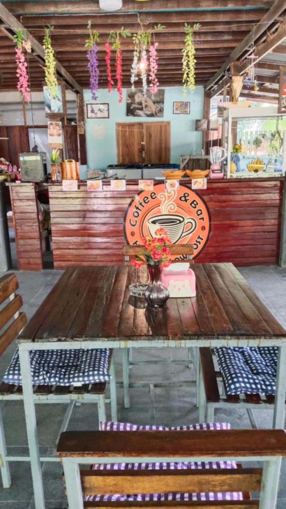 阁帕延岛 拉斯塔之家旅馆酒店 外观 照片