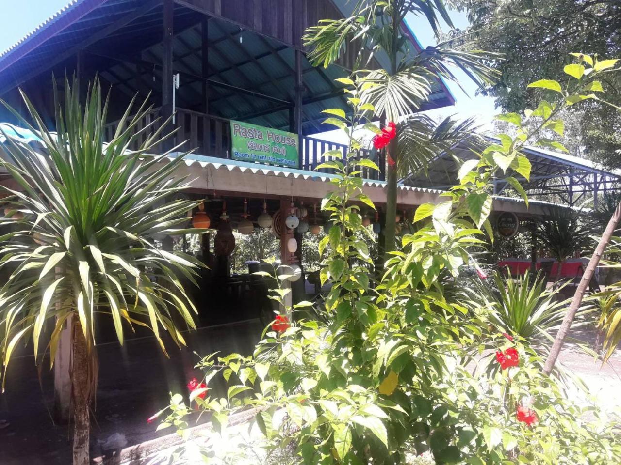 阁帕延岛 拉斯塔之家旅馆酒店 外观 照片